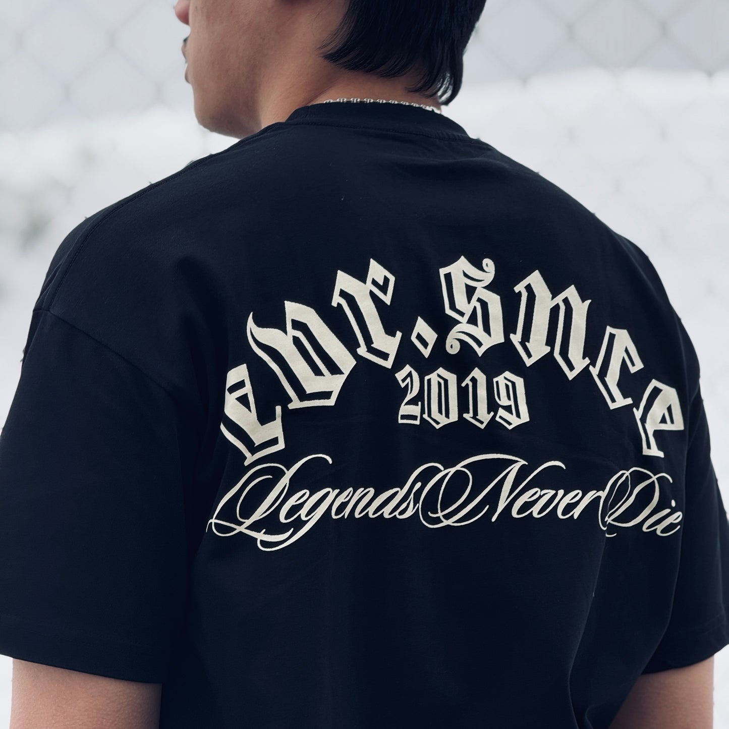 Legends Never Die 002